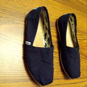 Toms Women's Black Slip-On Shoes